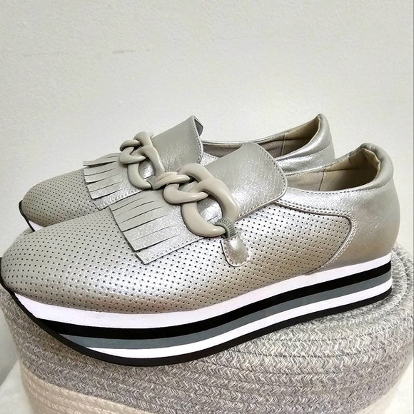 Coconuts by Matisse Bess Metallic Silver Kiltie Fringe Chain Platform Slip- On - Picture 15 of 15